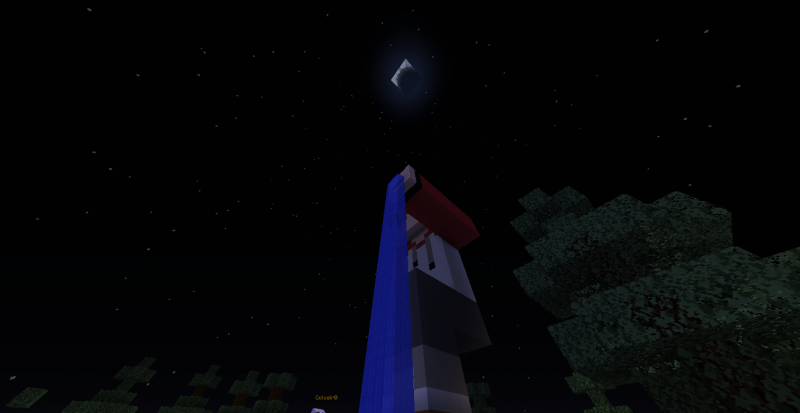 Una vaca, se subió a la estatua de Arpol xD