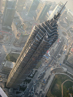 250px-JinMao_Tower_von_oben.jpg